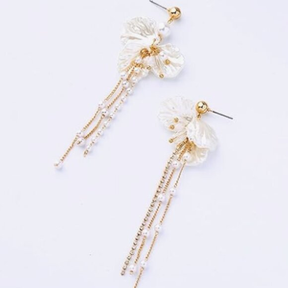 Anthropologie Jewelry - Coastal Pearl Glow – Elegant Ocean-Inspired Earrings